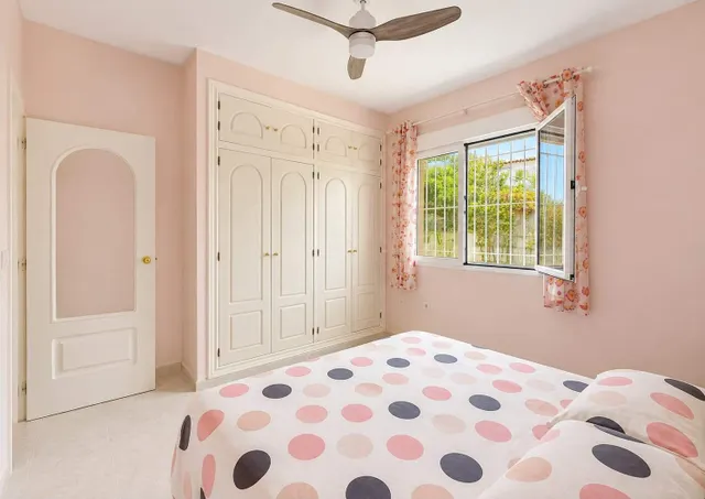 Magnífico Chalet en Pueblo Acantilado - Lanuza, El Campello — 11