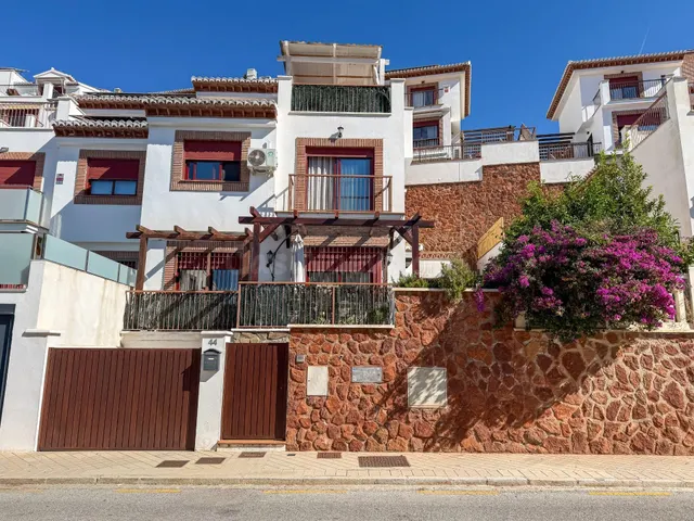 Casa Pareada en Granada capital (Lancha del Genil) — 4