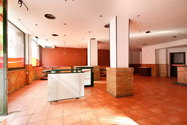 ¡Oportunidad! Local comercial uso de Restaurante. — 13