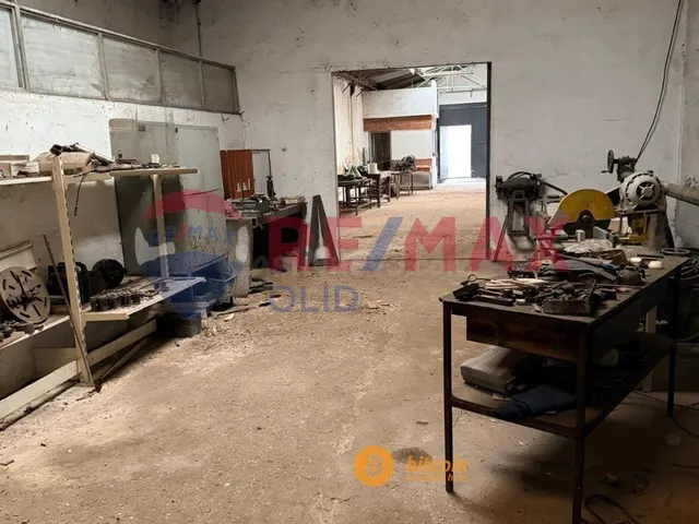 En venta, local comercial de 213 m2 ideal para diseñar tu proyecto a medida!! — 2