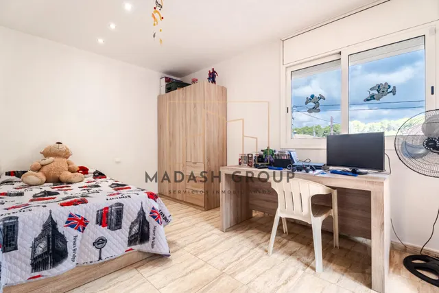 Casa con jardín, porche y terrazas solárium en Mas del Plata, Cabra del Camp — 35