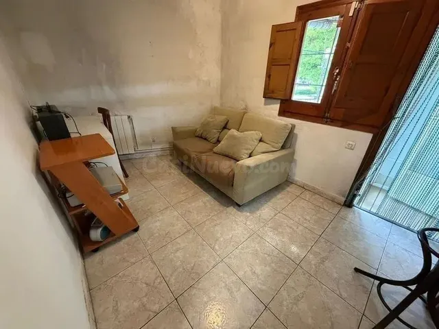 CHALET ADOSADO A REFORMAR, ESQUINERO CON SALIDA A DOS CALLES - foto 5