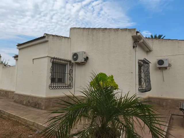 Chalet con piscina en peña las aguilas-Elche — 6