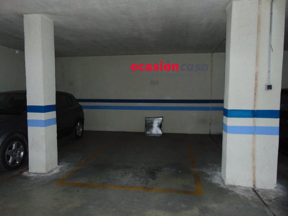 PLAZA DE GARAJE EN SANTA ROSA