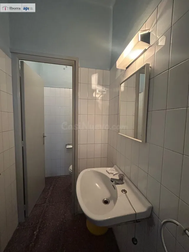 LOCAL COMERCIAL DE 132M2 EN EL CENTRO DE TORDERA — 4