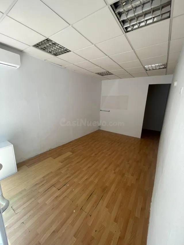 LOCAL COMERCIAL EN ALQUILER EN SANTA ROSA - foto 4