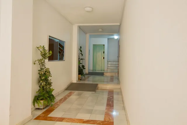 AMPLIO LOCAL COMERCIAL EN ALQUILER EN ORIHUELA. — 16