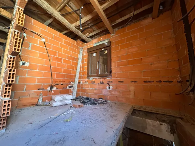 SE VENDE CASA SEMIREFORMADA EN SAN MIGUEL DE LAS DUEÑAS — 8