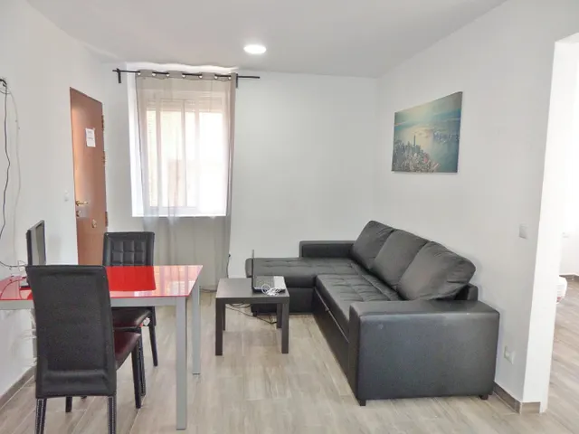 Ocasion inversores edificio en el centro de Alicante, 7 apartamentos reformados y amueblados — 9