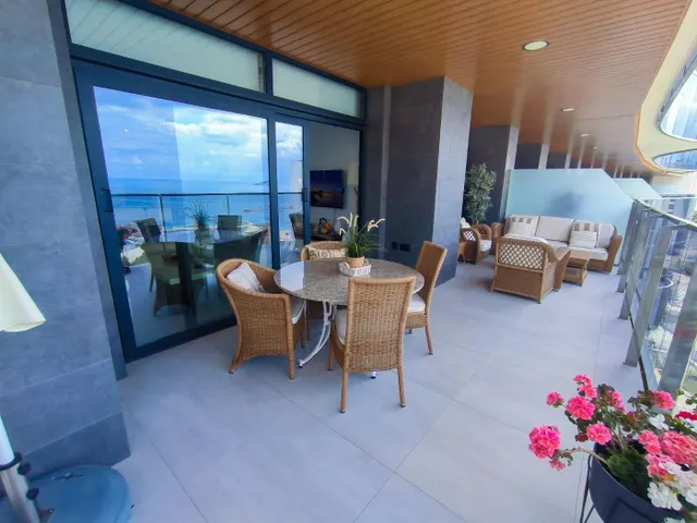 Increible piso de lujo en moderna residencial Sunset Waves. — 4