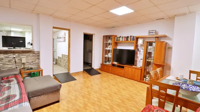 VIVIENDA UNIFAMILIAR O NEGOCIO HABITACIONAL — 4