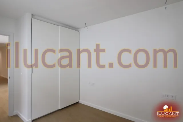 FANTASTICO  PISO CON REFORMA A ESTRENAR JUNTO AV. CONDE LUMIARES — 9