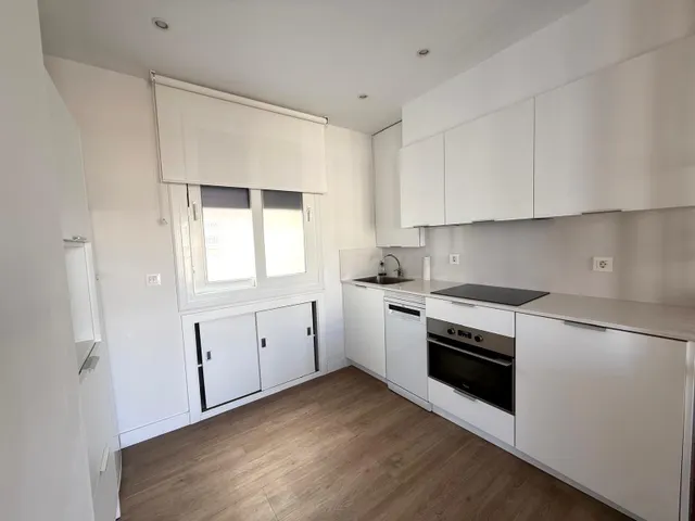 ATICO DE CAPRICHO CON TERRAZA DESPEJADA PRIMERA ZONA GROS — 10