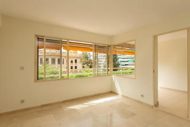 Estupenda vivienda con vistas  a los jardines de la Diputación — 17