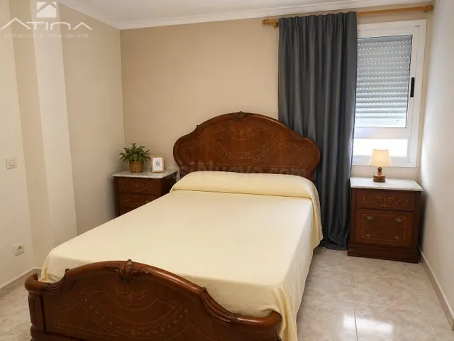 Piso de 3 habitaciones en venta en Gandía, zona República Ar - foto 3
