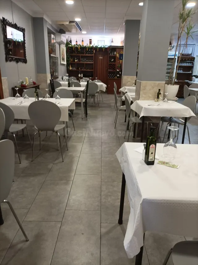 Local comercial 132m² en venta - Playa del cura — 4