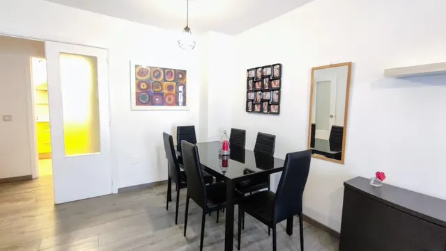 Vivienda tres dormitorios y aparcamiento en alquiler, Málaga - Centro — 20