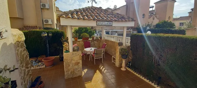 Dúplex de 3 dormitorios y 2 baños en orihuela costa (playa flamenca) — 3