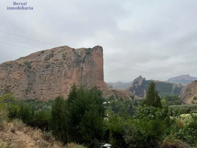 Casa en parcela de casi cuatro mil metros, con piscina, jardin, maravillosas vistas. — 26