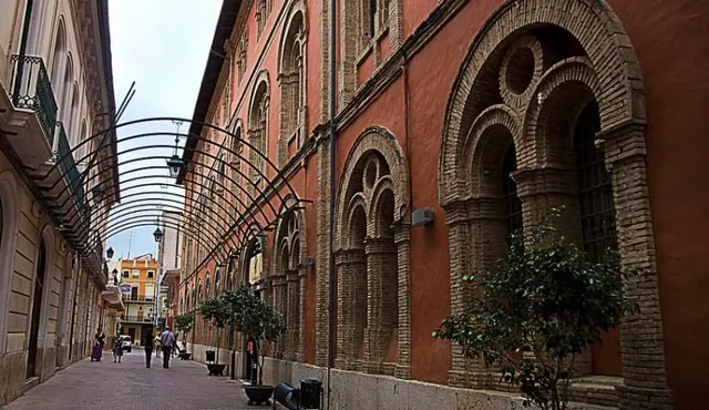 SOLAR URBANO — 9