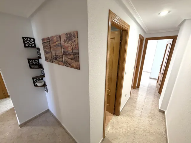 Piso 3 habitaciones 95m² en alquiler - Campoamor — 24
