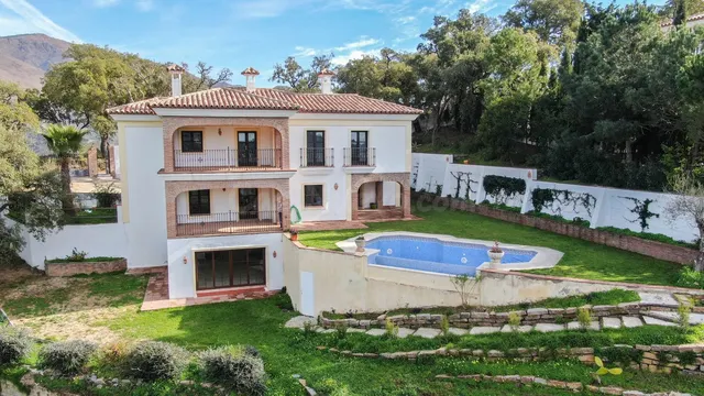 Finca rústica 4 habitaciones 349m² en venta - Costa Del Sol - foto 2