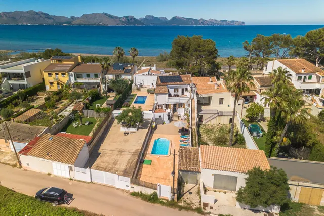ESPECTACULAR PLANTA BAJA EN SA MARINA CON PISICNA — 27