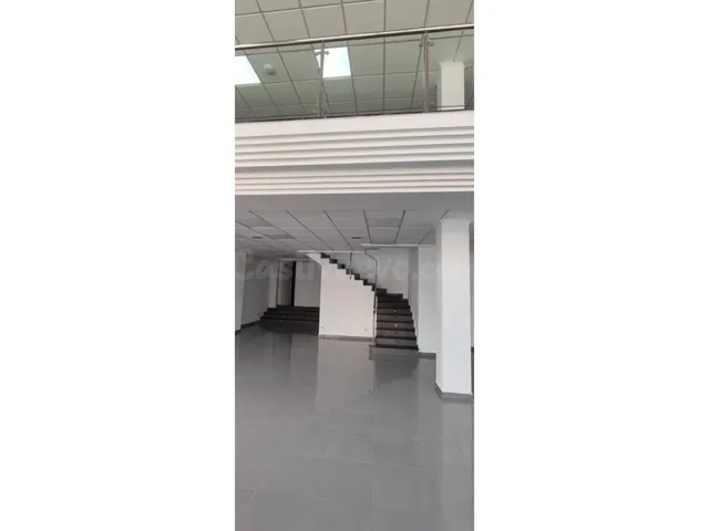 Local comercial en Venta en Tavernes De La Valldigna Valenci - foto 4