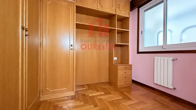 Apartamento con todos los servicios y preciosas vistas en pleno centro de Ourense — 23
