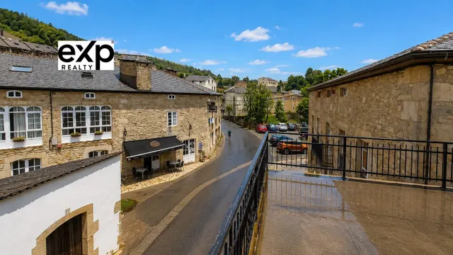 Amplio apartamento con gran terraza, garaje y finca privada junto al río Xunco -Sargadelos – Cervo (Lugo) — 7