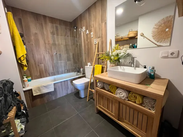 Oportunidad única con piscina y garaje — 14