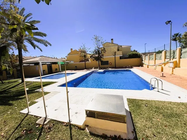Chalet adosado en Los Prados — 26