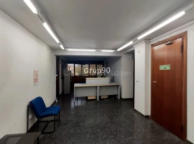 Gran local comercial en Passeig de Ronda, Lleida - foto 4