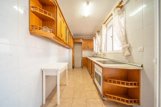 ¡4 dormitorios en Fuengirola! amplitud, terraza y ubicación privilegiada — 5