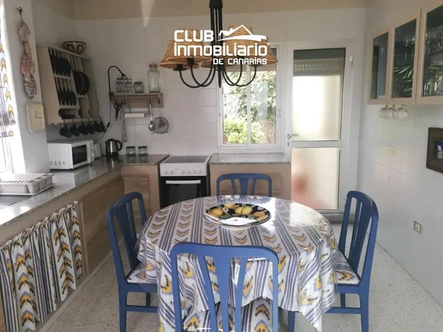 Piso amueblado de 3 dormitorios con terraza y jardín en tabaiba alta — 10
