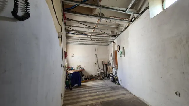 VENTA DE PISO INTERIOR 2º SIN ASCENSOR PARA REHABILITAR EN Z - foto 5
