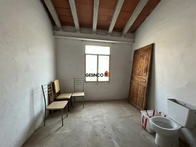 Casa de pueblo con patio y terraza en Rotglà i Corberà — 7
