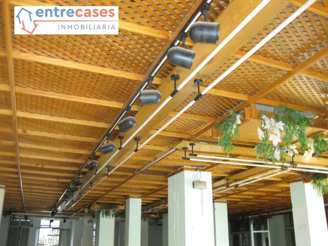 LOCAL COMERCIAL SAGUNTO AMPLIO — 3