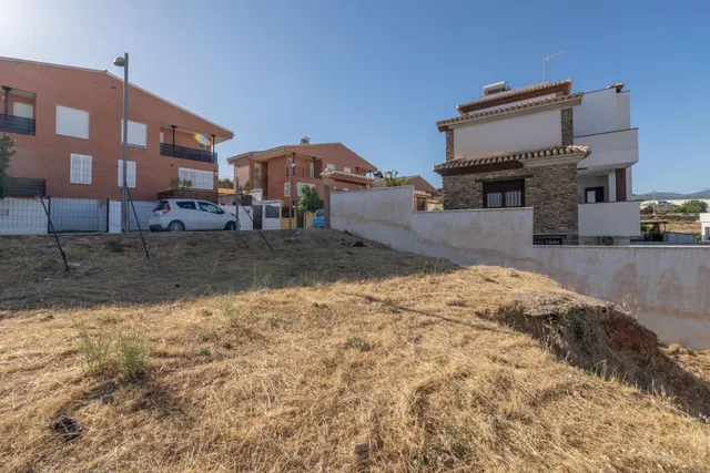 ¡OPORTUNIDAD ÚNICA! Solar urbano con proyecto de diseño visado de regalo en Huétor Vega — 11