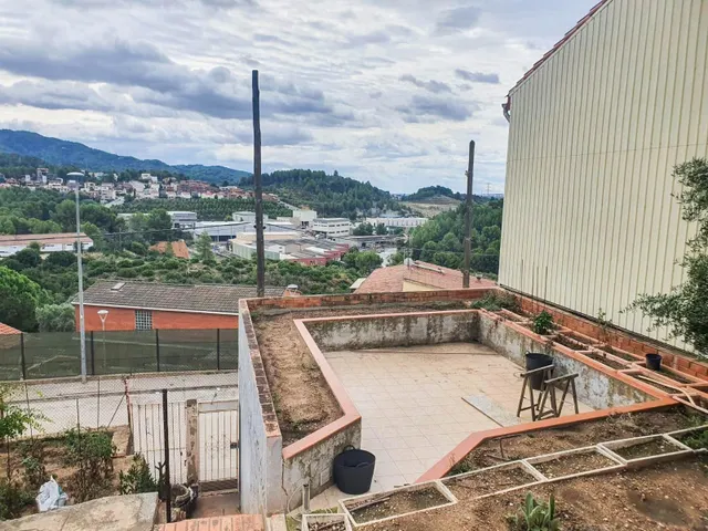 Casa a la venta en El Papiol con espectaculares vistas despejadas — 4