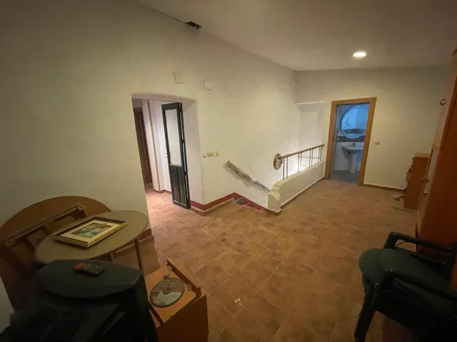 CASA EN ESQUINA EN CASAS DE DON ANTONIO — 23