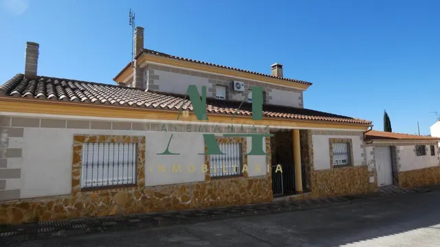 Magnífico Chalet en Aldea del Cano - foto 3