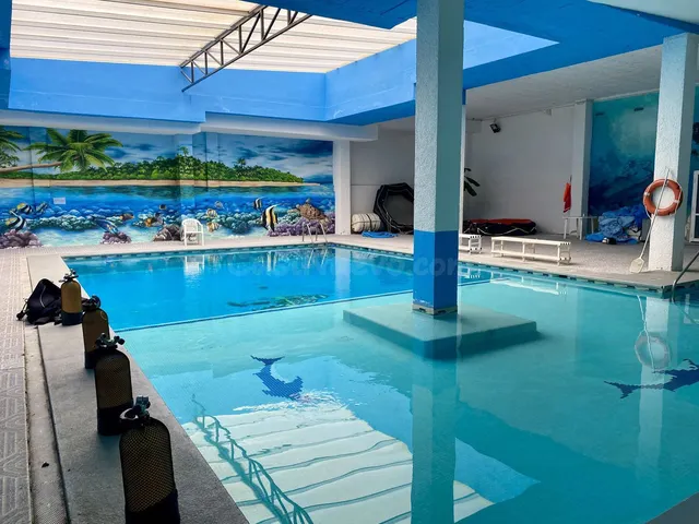 Local comercial 1505m² en venta - Centro