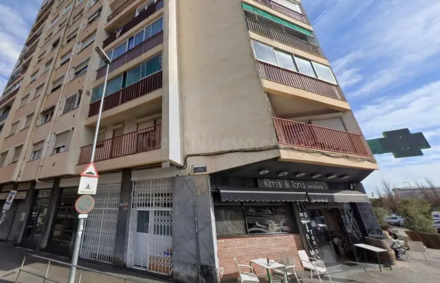 Se vende piso okupado en Vía SANT OLEGUER Nº 2 BarberÑ  del  - foto 3