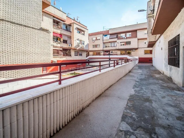 Local en venta en c. d'estoup, 21, Torres De Cotillas, Las,  - foto 3