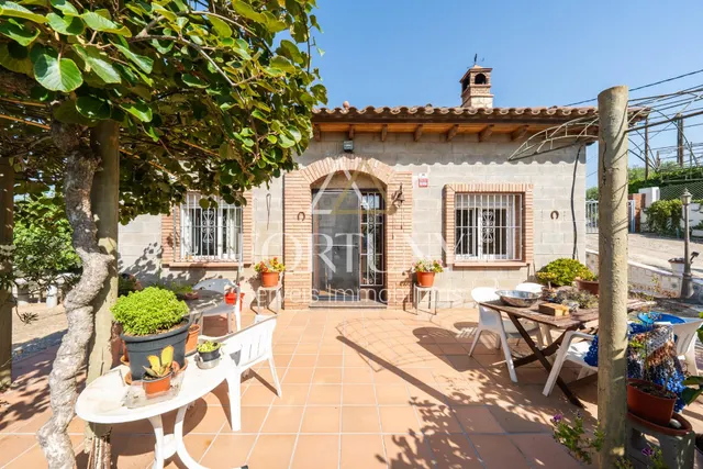 Casa en venta en Partida Freixe, Riudoms. — 31