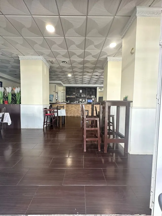 Restaurante 222m² en venta - Centro — 12