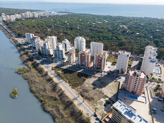 Apartamento 2 habitaciones 75m² en venta - Avenida del puert - foto 3