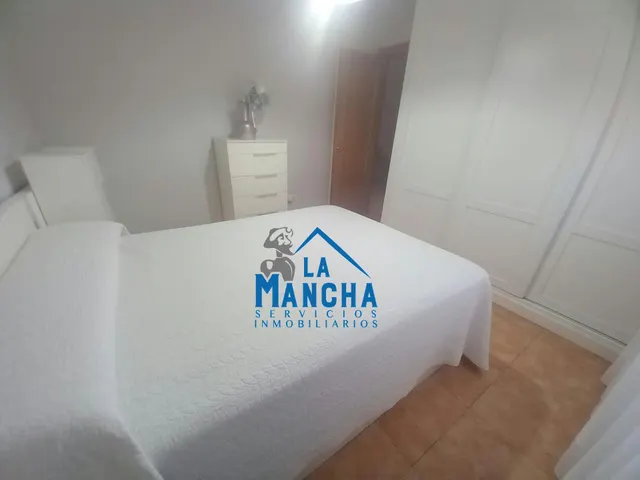 *155.000€* inmobiliaria la mancha vende adosado en Barrax (Albacete). — 33