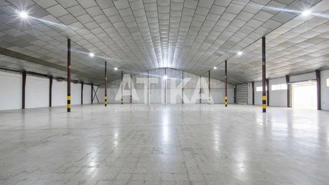 NAVE EN ALQUILER EN AV. DEL TÉXTIL - ONTINYENT — 3